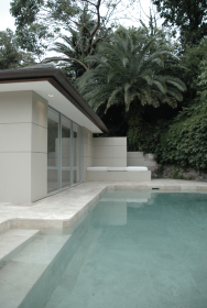 Longueville Image One